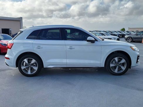 Certified 2023 Audi Q5 2.0T Premium Plus w/ Premium Plus Package image 7