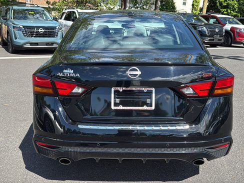 Certified 2023 Nissan Altima 2.5 SR FWD image 23