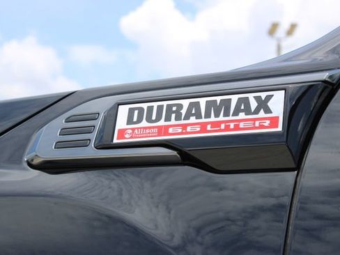 Used 2026 GMC Sierra 2500 AT4 w/ AT4 Premium Plus Package AWD/4WD image 17