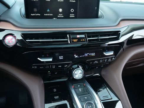 Used 2024 Acura MDX SH-AWD w/ Technology Package image 24