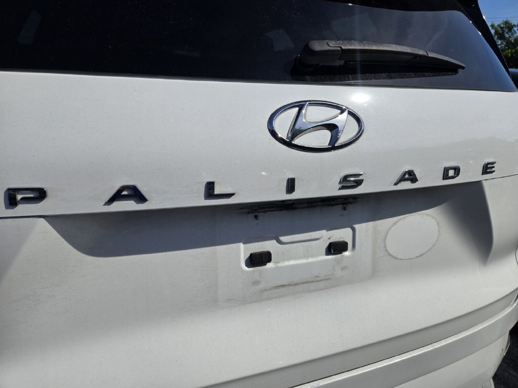 Used 2022 Hyundai Palisade Limited FWD image 9