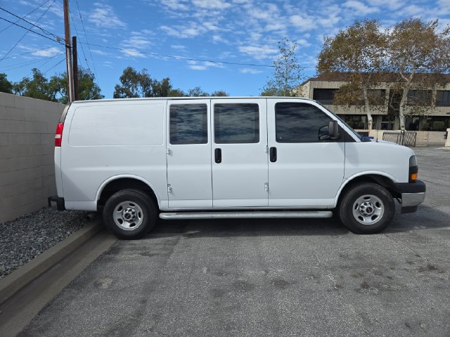 Used 2023 GMC Savana 2500 w/ Driver Convenience Package RWD image 2