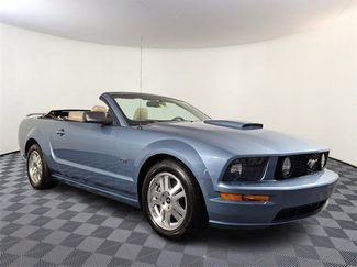 Used 2007 Ford Mustang GT Premium video 1