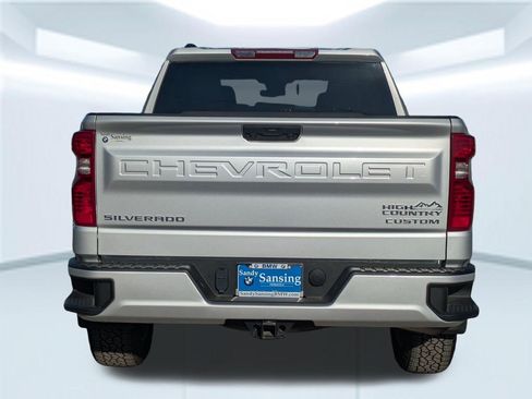 Used 2022 Chevrolet Silverado 1500 Custom RWD image 4