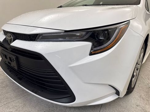 Used 2026 Toyota Corolla LE FWD image 14