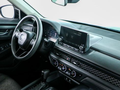 Used 2023 Honda Accord EX image 26