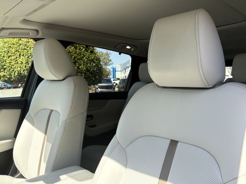 Used 2024 MAZDA CX-90 3.3 Turbo w/ Premium Plus Pkg image 19