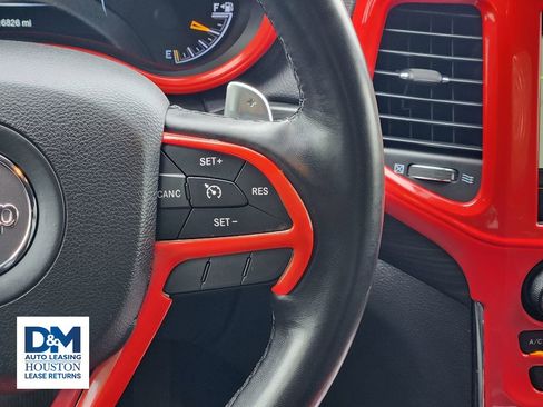 Used 2021 Jeep Grand Cherokee Laredo X image 37