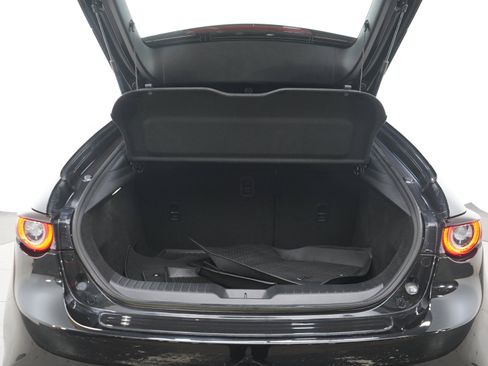 Used 2025 MAZDA MAZDA3 2.5 S Hatchback w/ Premium Pkg FWD image 18