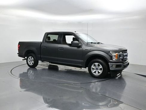 Certified 2018 Ford F150 XLT RWD image 3
