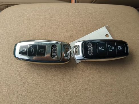 Used 2020 Audi Q7 2.0T Premium Plus w/ Premium Plus Package image 28