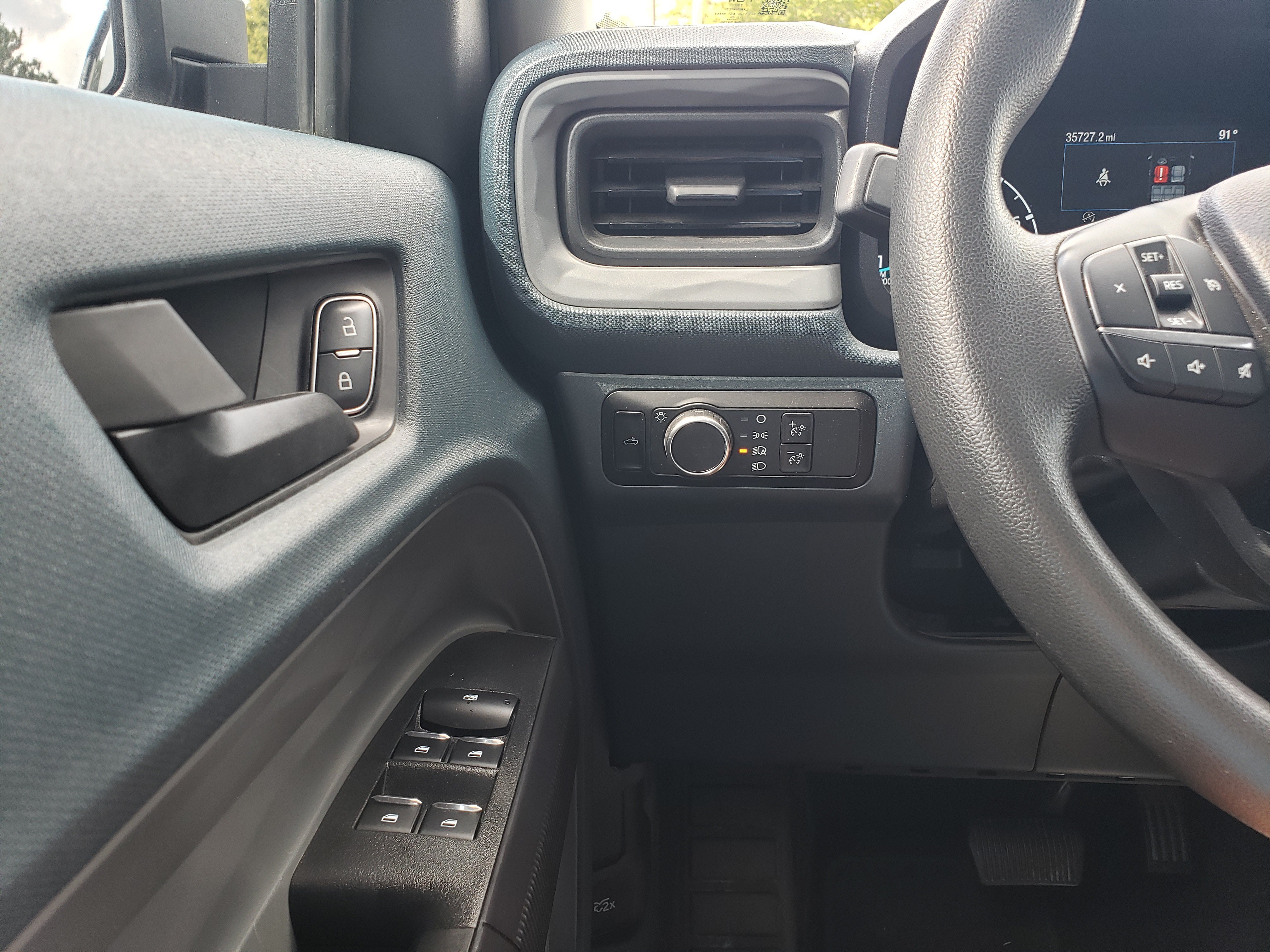Used 2024 Ford Maverick XL FWD image 13