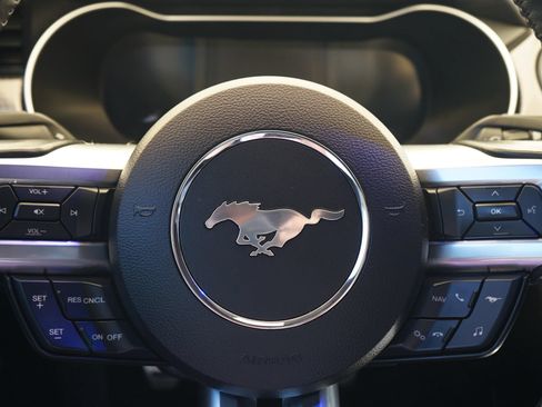 Used 2018 Ford Mustang GT Premium w/ GT Performance Package RWD image 24