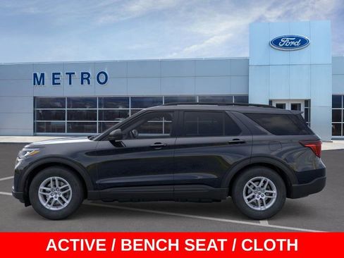 New 2026 Ford Explorer Active image 4