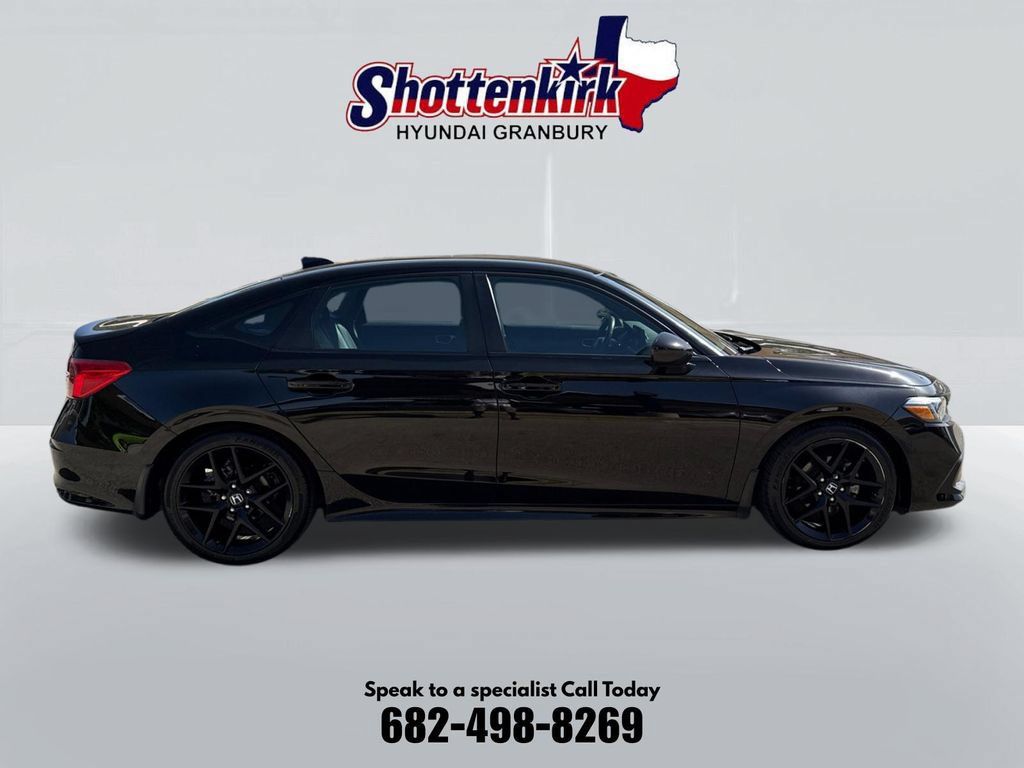 Used 2024 Honda Civic Sport image 5