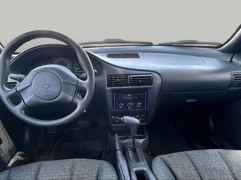 Used 2004 Chevrolet Cavalier Sedan w/ Preferred Equipment Group FWD image 15