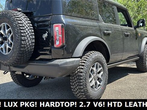 New 2025 Ford Bronco Badlands image 13