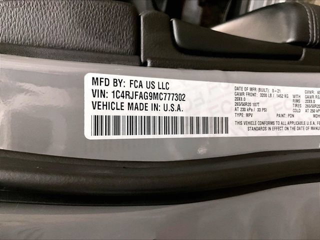 Used 2021 Jeep Grand Cherokee Laredo X AWD/4WD image 32