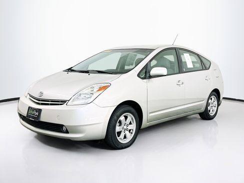 Used 2004 Toyota Prius image 3