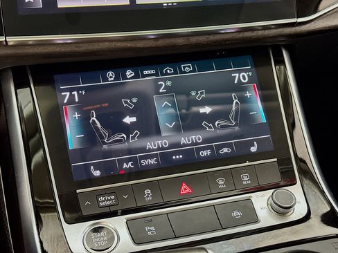 Used 2023 Audi Q7 3.0T Premium Plus w/ Premium Plus Package AWD/4WD image 20