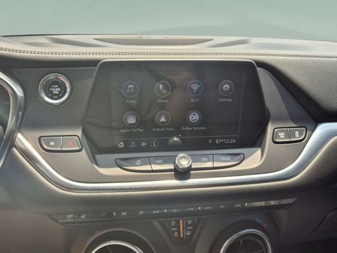 Used 2020 Chevrolet Blazer LT FWD image 25