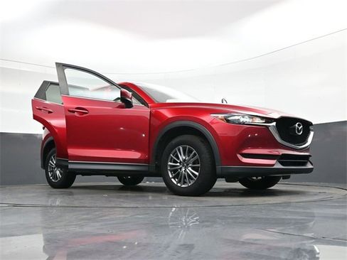 Used 2017 MAZDA CX-5 Touring image 36