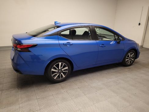 Used 2021 Nissan Versa SV FWD image 10