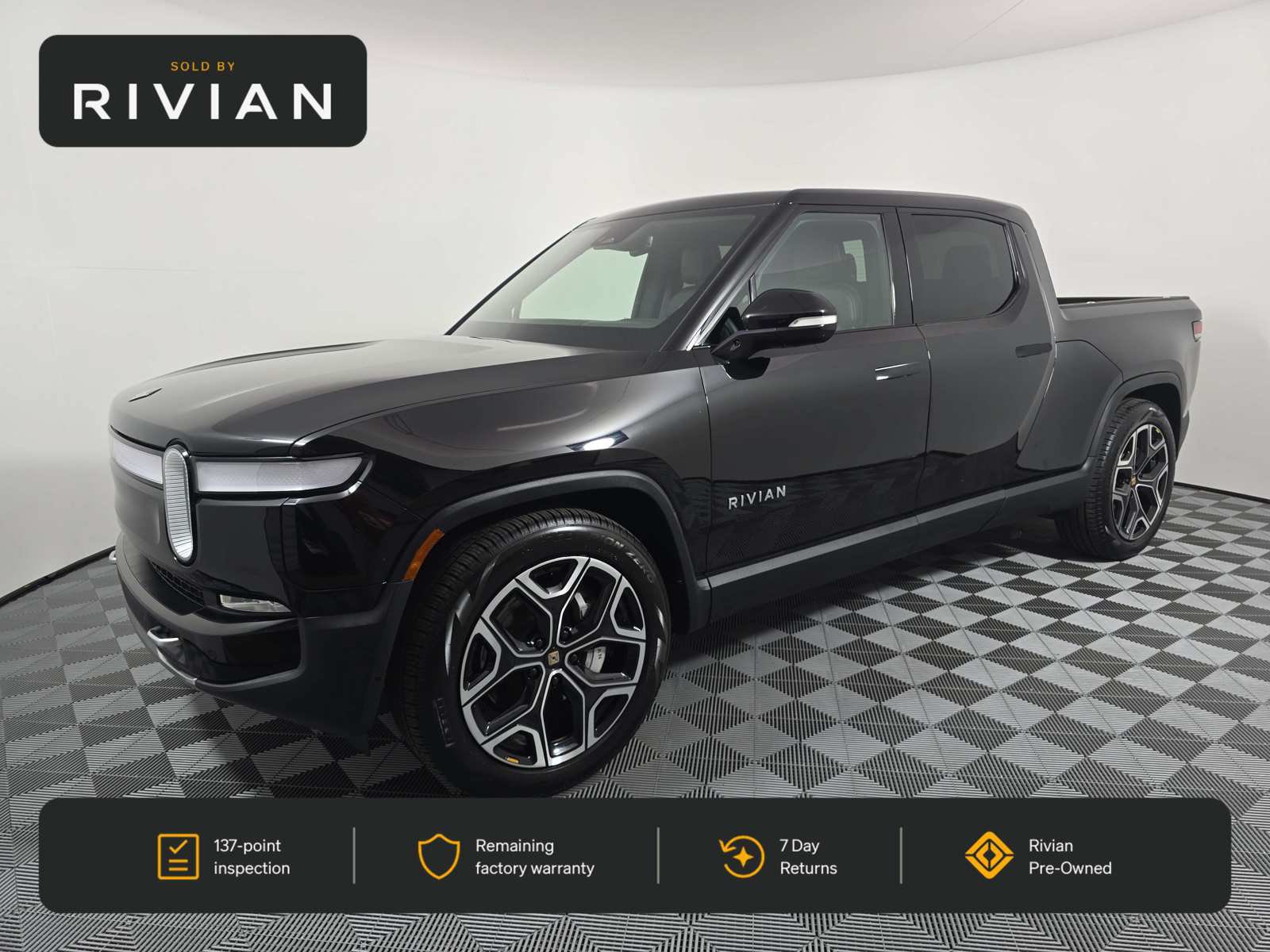 Used 2024 Rivian R1T Adventure Dual AWD/4WD image 1