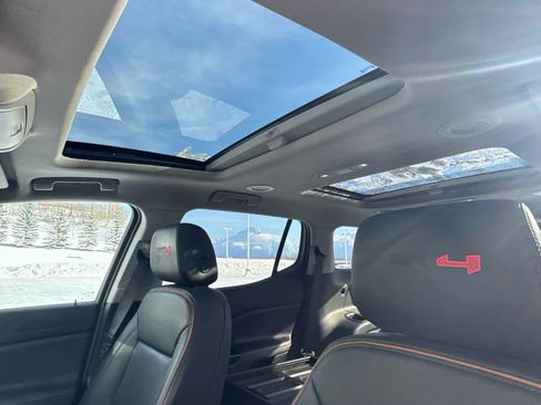 Used 2023 GMC Acadia AT4 w/ Technology Package image 6