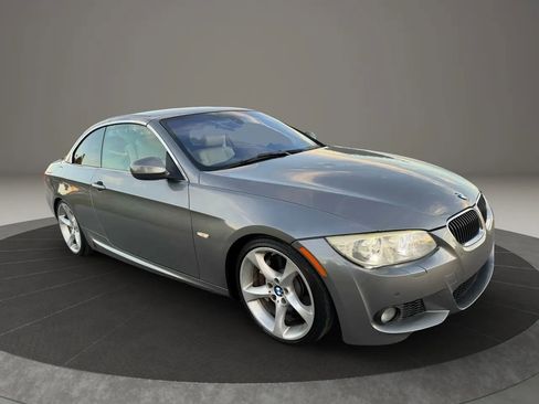 Used 2011 BMW 335i Convertible RWD image 10