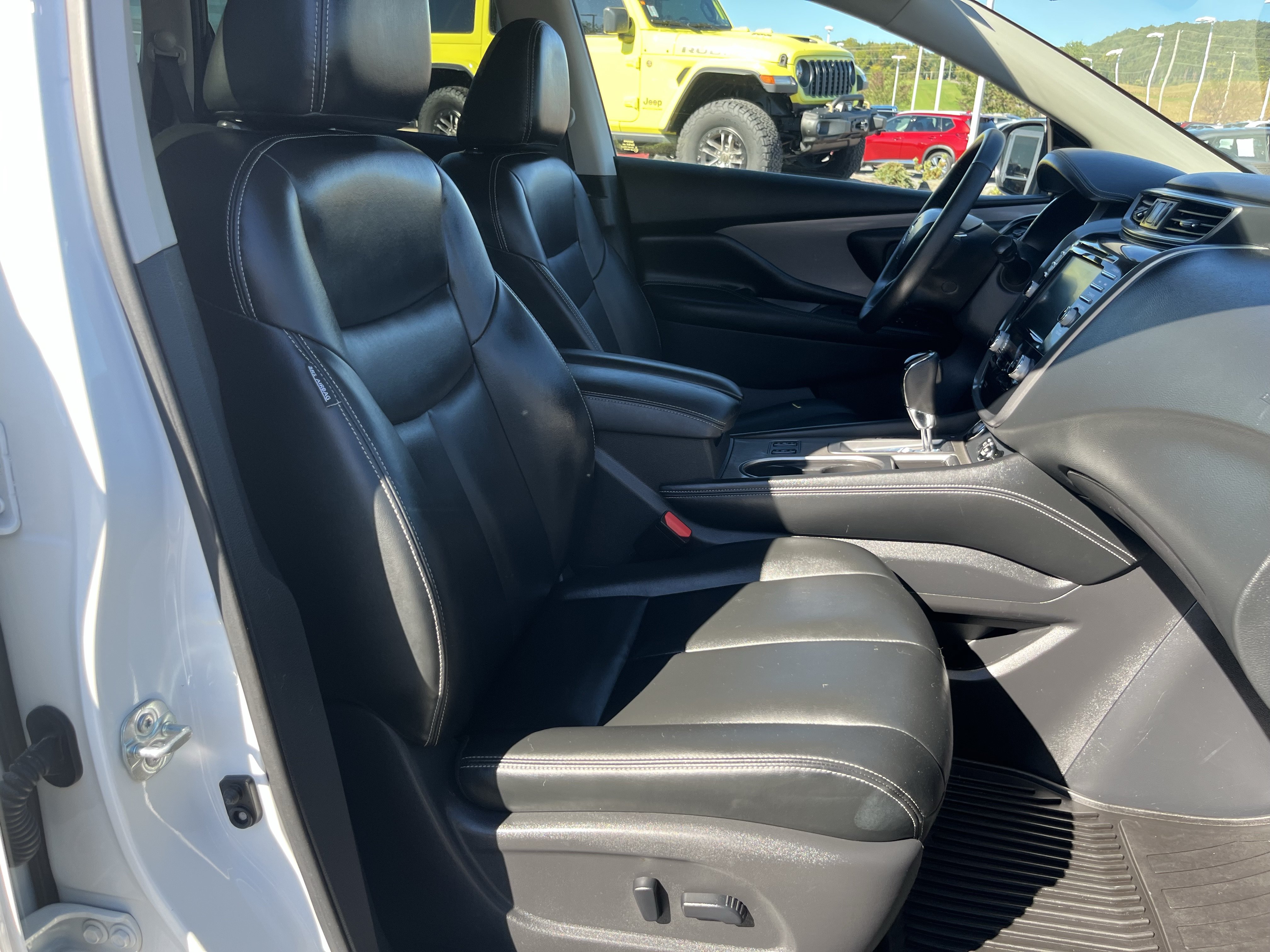 Used 2024 Nissan Murano SV w/ SV Midnight Edition Package AWD/4WD image 3