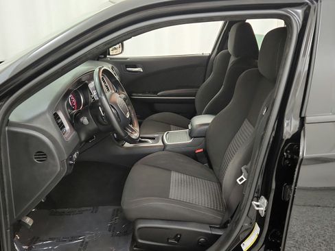 Used 2023 Dodge Charger Scat Pack w/ Navigation & Travel Group RWD image 18