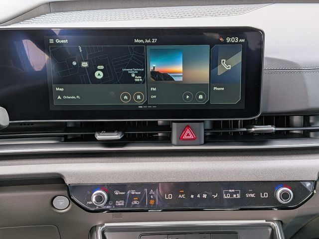 New 2027 Kia Carnival EX FWD image 21