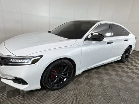 Used 2022 Honda Accord EX-L image 6