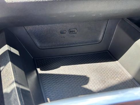 Used 2026 Chevrolet Equinox LT AWD/4WD image 15