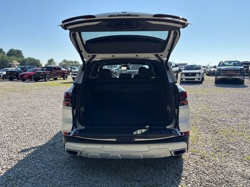 Used 2026 BMW X5 xDrive40i AWD/4WD image 13