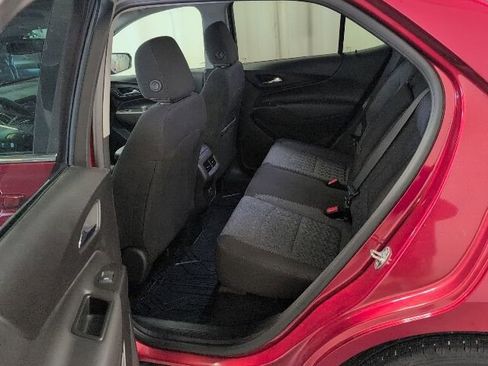 Used 2024 Chevrolet Equinox LT w/ LPO, Floor Liner Package FWD image 18
