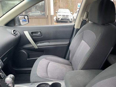 Used 2013 Nissan Rogue SV image 15