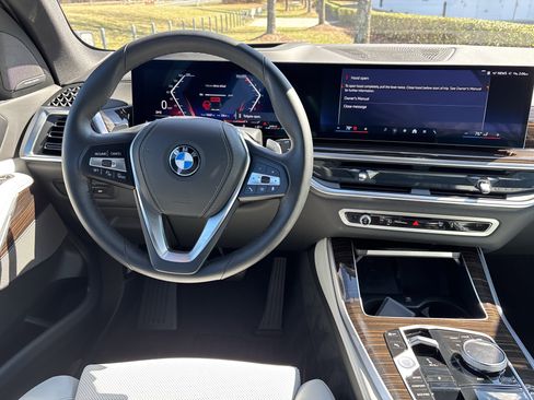 Certified 2025 BMW X5 sDrive40i image 18