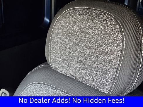 Used 2025 RAM ProMaster 2500 w/ Convenience Group image 15