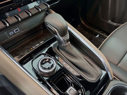 New 2026 GMC Canyon Denali AWD/4WD image 17