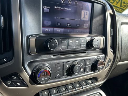 Used 2015 GMC Sierra 2500 Denali w/ Duramax Plus Package image 21