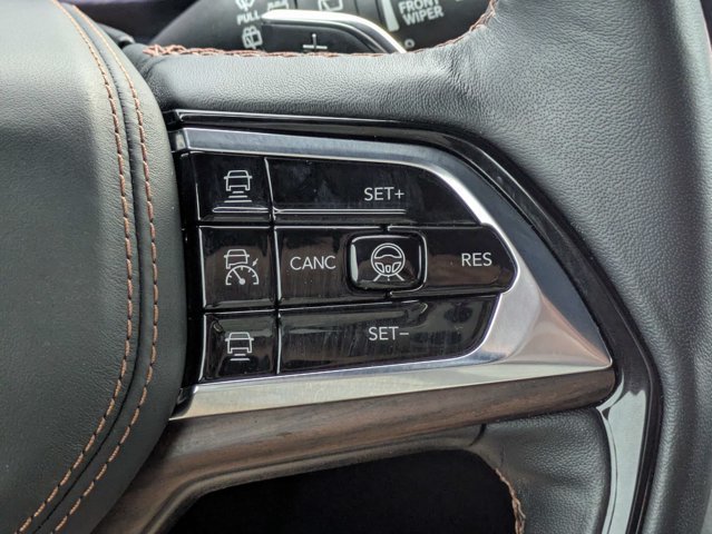 Certified 2025 Jeep Grand Cherokee Summit w/ Obsidian Package AWD/4WD image 27