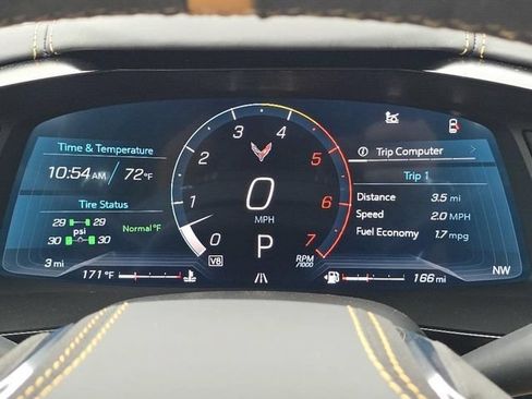Used 2024 Chevrolet Corvette Stingray Premium Cpe w/ Z51 Performance Package RWD image 32
