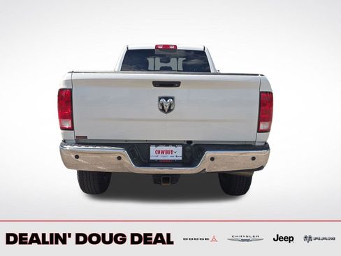 Used 2016 RAM 2500 SLT w/ Luxury Group AWD/4WD image 5