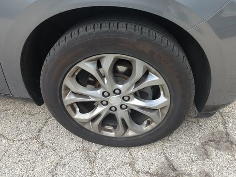 Used 2018 Buick Enclave Avenir w/ Avenir Technology Package AWD/4WD image 16