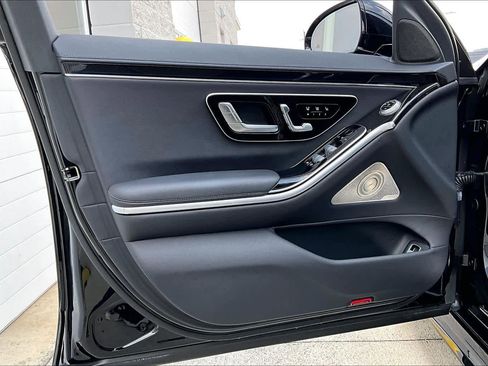 Used 2022 Mercedes-Benz S 580 4MATIC Sedan image 19