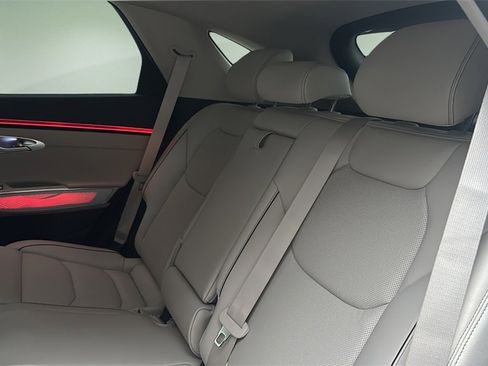 New 2026 Genesis GV70 2.5T Advanced image 10