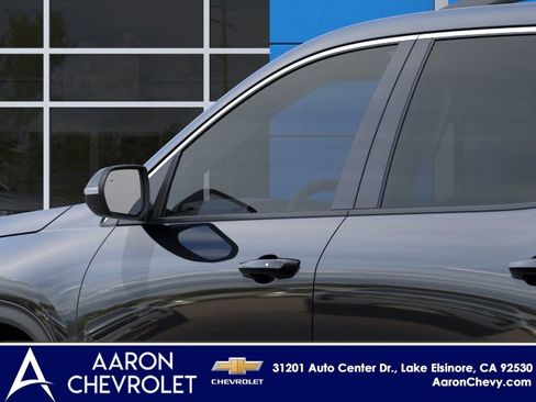 New 2026 Chevrolet Traverse LT w/ Sun and Wheel Package image 12