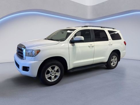 Used 2016 Toyota Sequoia SR5 w/ Premium Package AWD/4WD image 3